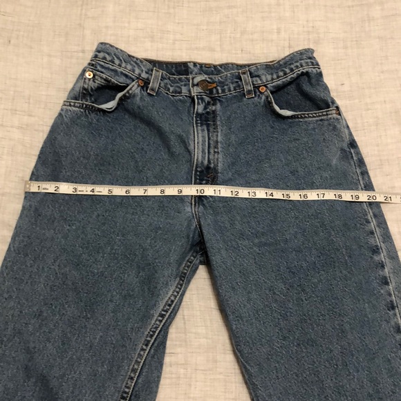 Vintage Levi’s 950 high rise tapered jeans - Picture 9 of 11